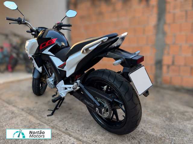 HONDA CB